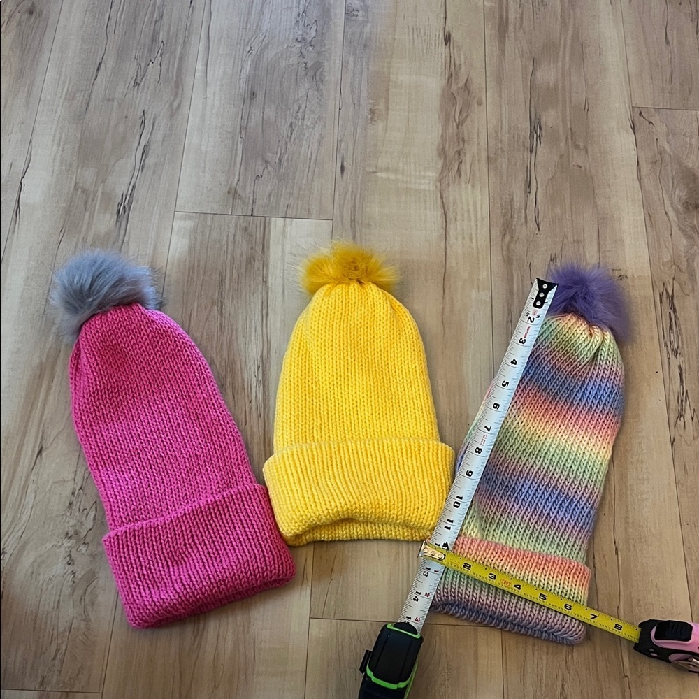 Women's Beanie Set Pom Poms Pink Yellow Rainbow